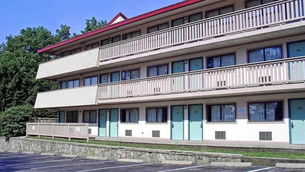 Motel 6-Nashua, Nh - South Exterior photo